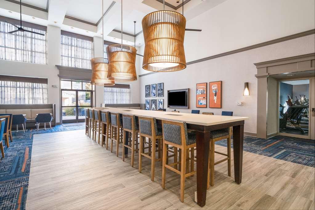 Hampton Inn & Suites Memphis East Germantown Area Restoran gambar